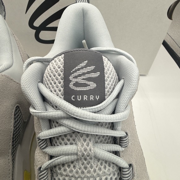 Under Armour Curry 3Z‎ 25 SDE Gray/White/Yellow 6000750-015 Men\'s Sz 11 main image 5